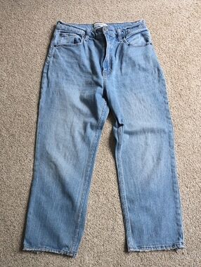 Abercrombie & Fitch Light Blue High-Rise Ankle Straight Jeans
